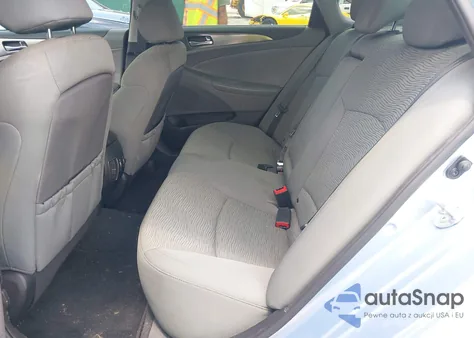 2011 Hyundai Sonata Hybrid z USA, uszkodzony, nr VIN KMHEC4A49BA004479